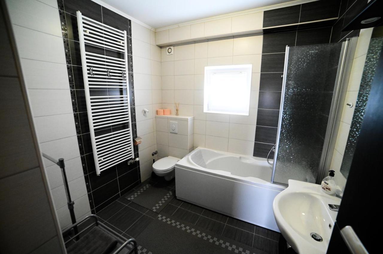 Apartman Ema Velika Gorica Exterior photo